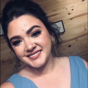 Meet your Posher, Carli